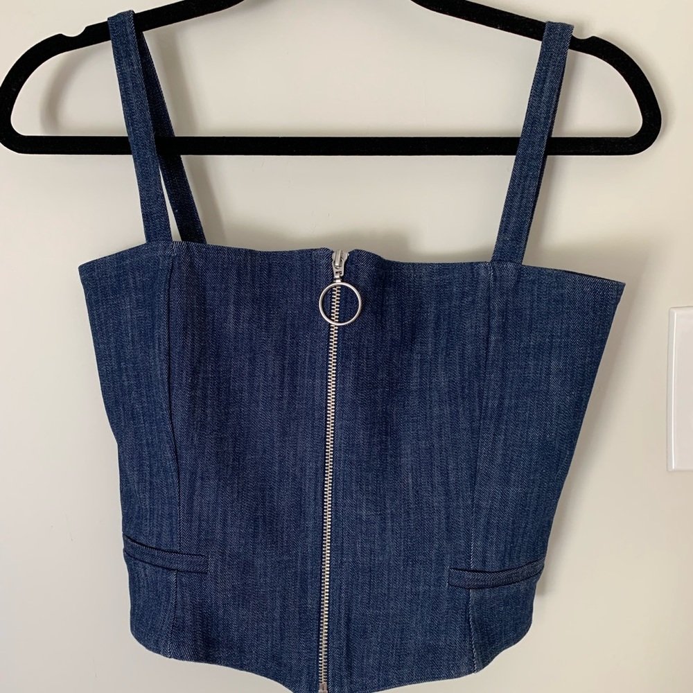 Stone Cold Fox Crop